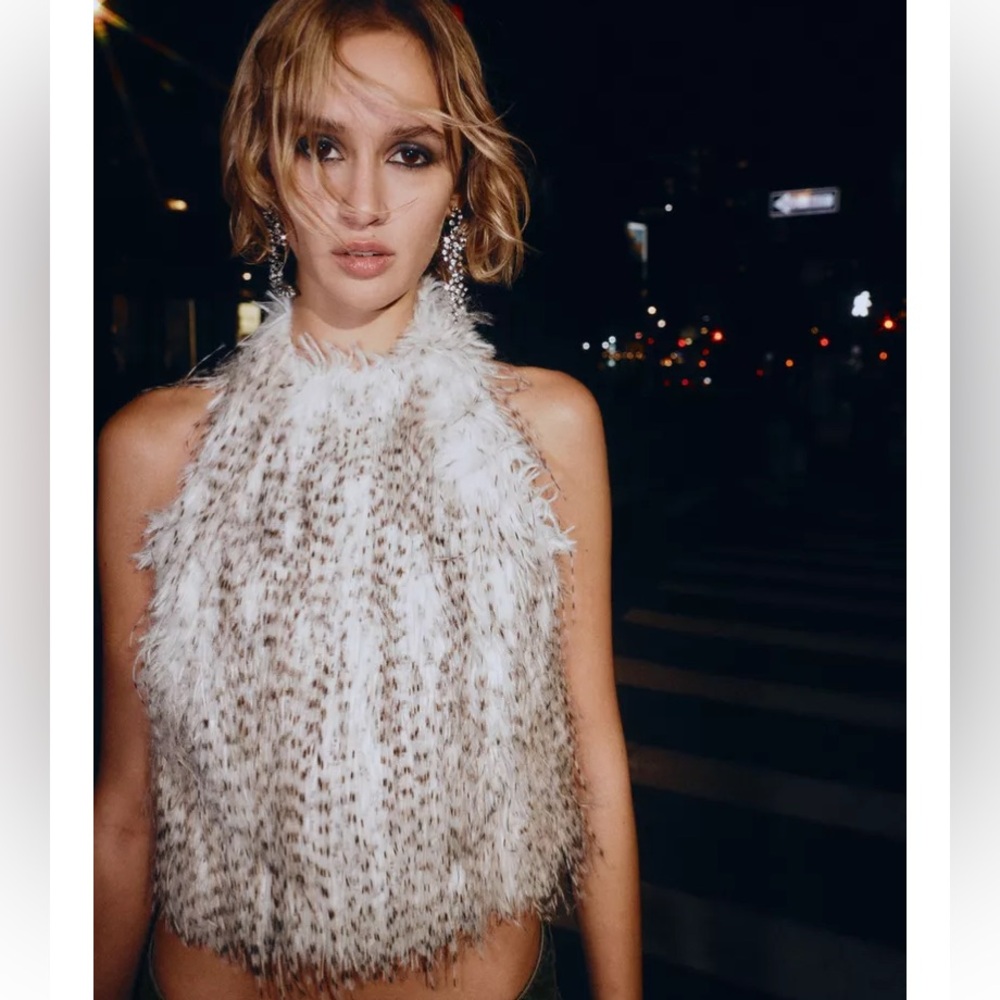 Zara FAUX FUR HALTER TOP XS